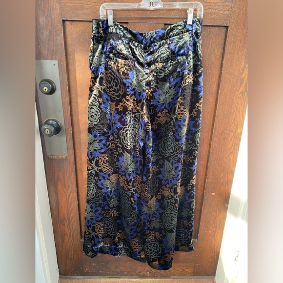 NWT Anthropologie low-rise printed pleated pant (8P) - Picture 4 of 12